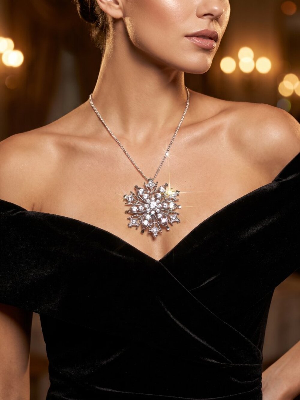 💎❄️Upcycled Icy Elegance: Statement Snowflake Crystal Pendant Necklace❄️💎